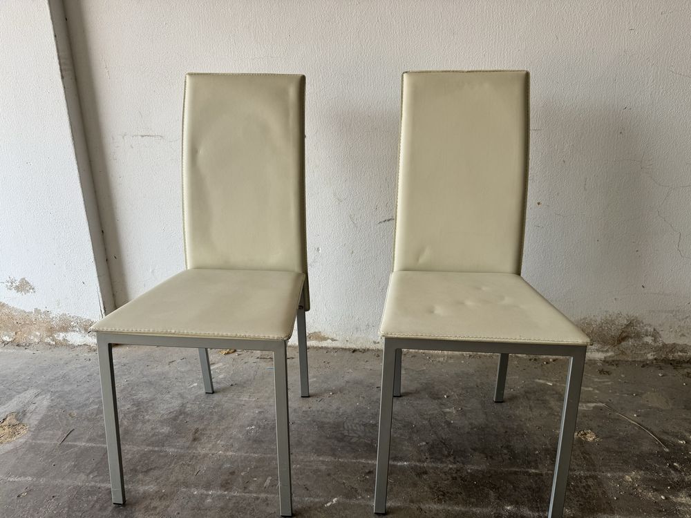 Cadeiras modernas