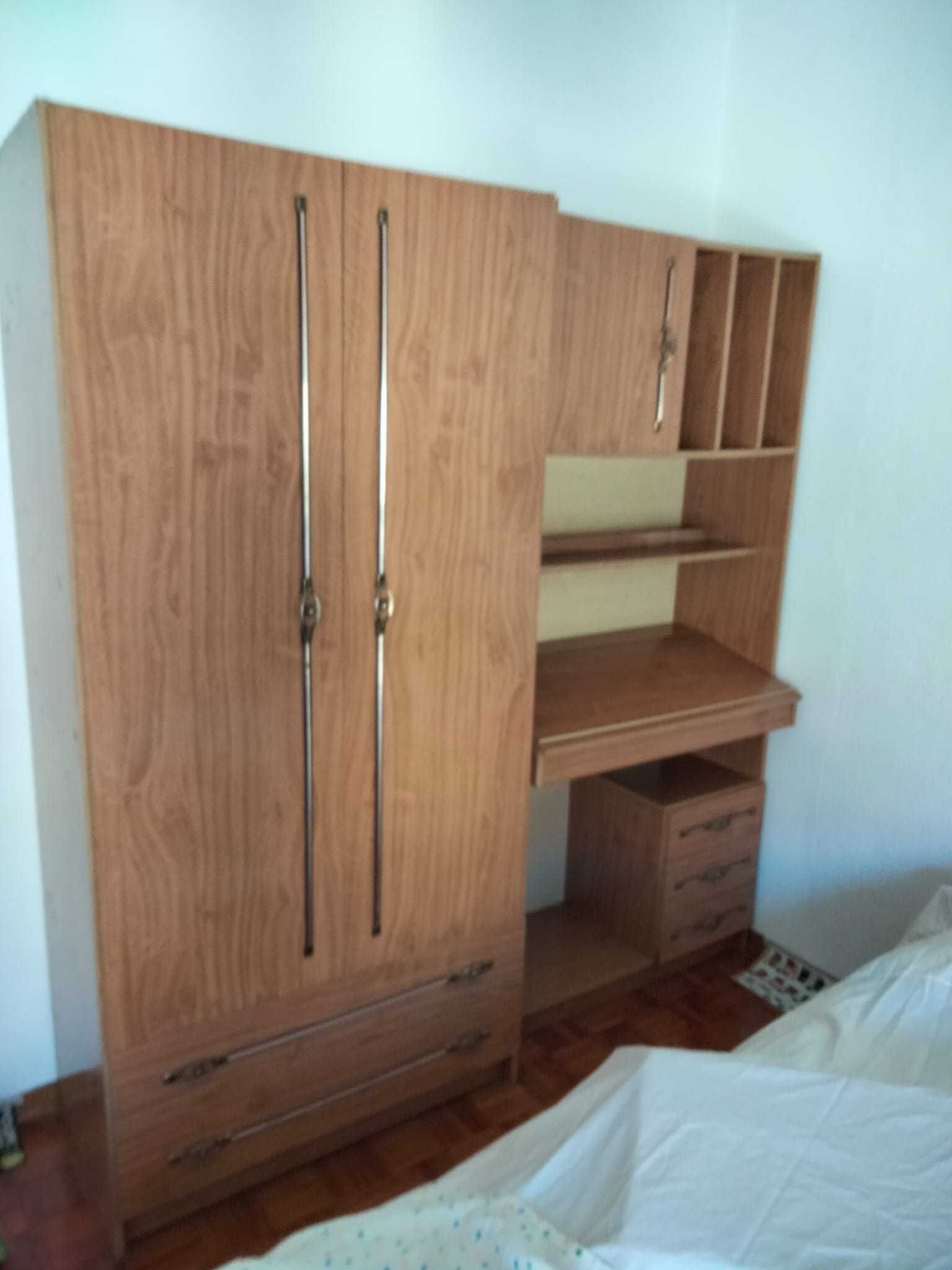 Mobília de quarto completa