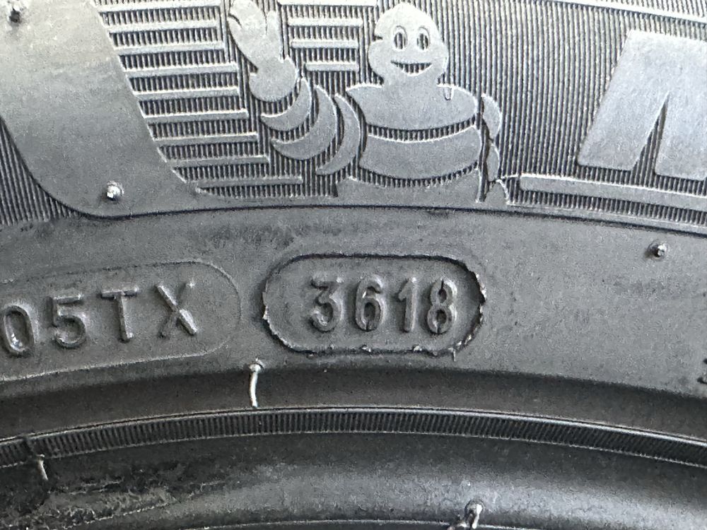 Літні Шини Michelin 215/50/17 Primacy4