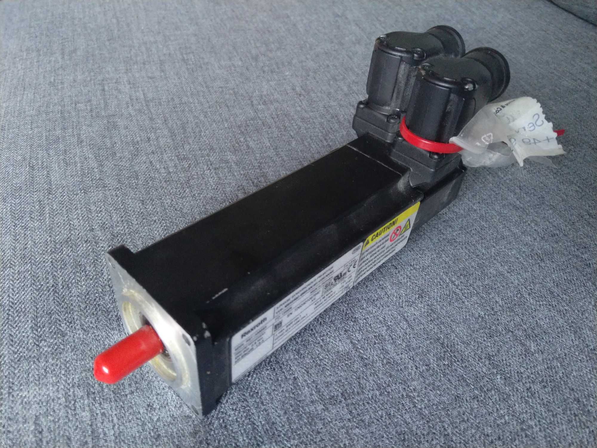Serwomotor  Rexroth MSK030C-0900-NN-M1-UGO-NNNN