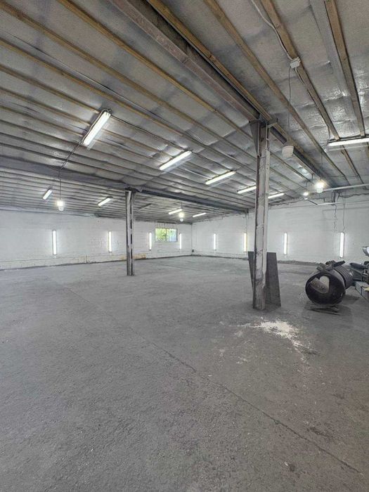 ₴  Оренда складського приміщення – 175 м², вул.Грунтова 1