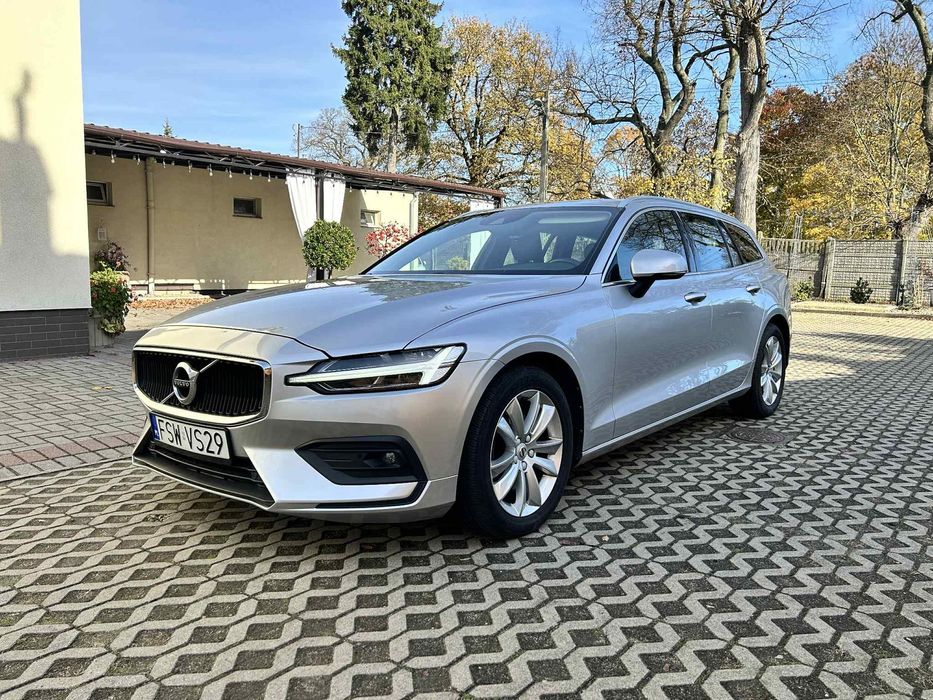 Volvo V60 VAT23% Full LED Skórzana Tapicerka Kamera Apple CarPlay