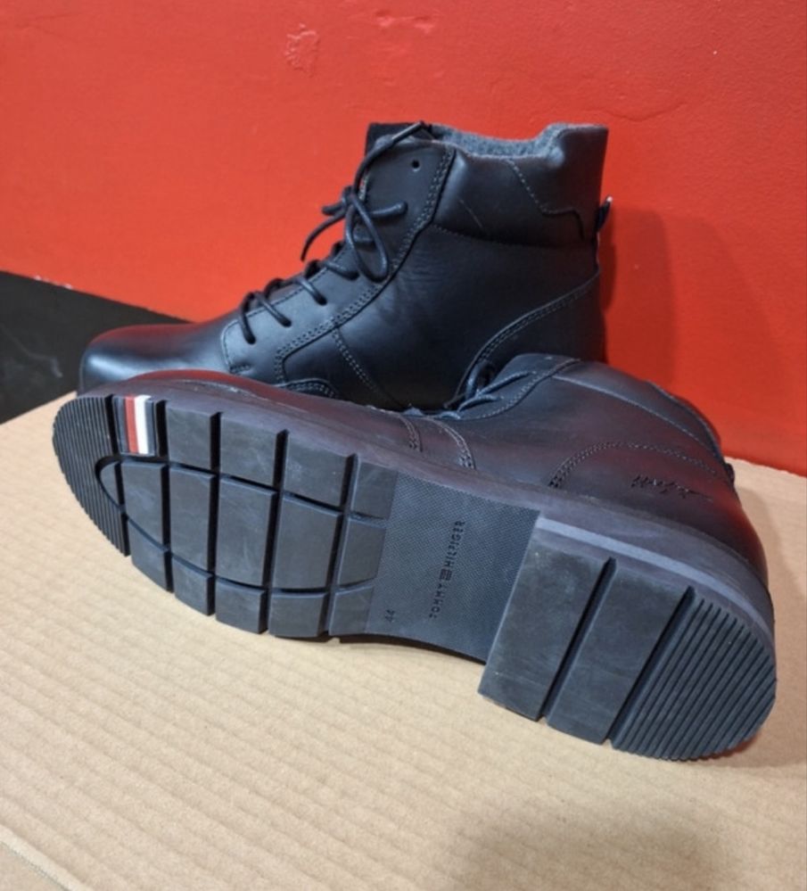 Botas Hilfiger tamanho 44