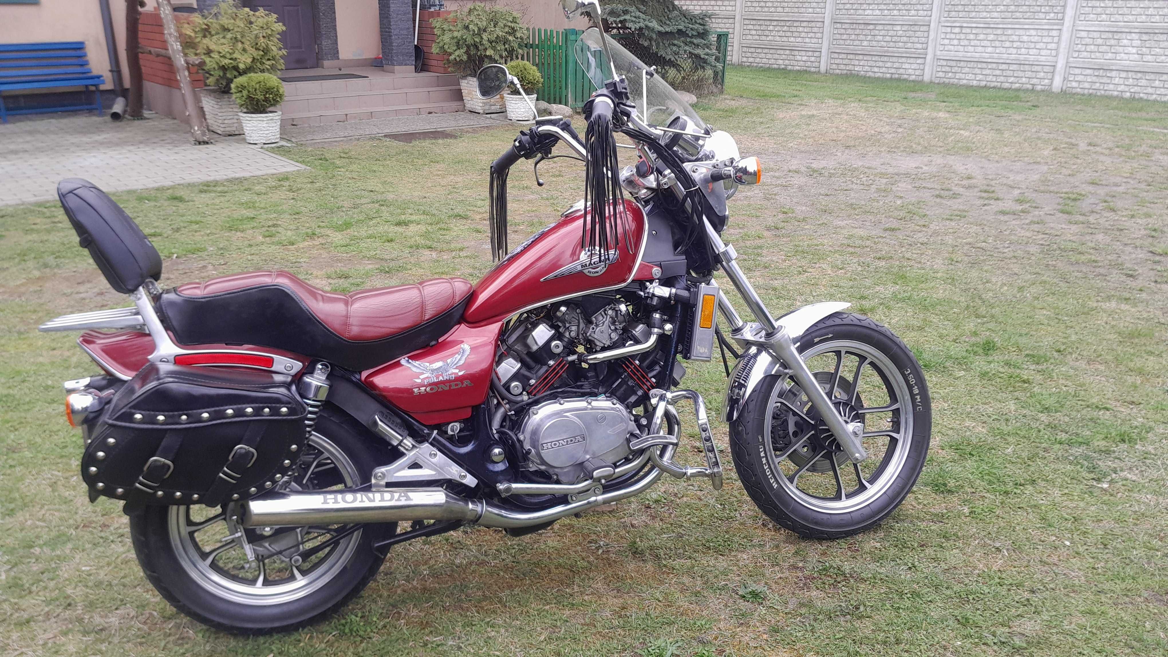 Honda VF Magna 500