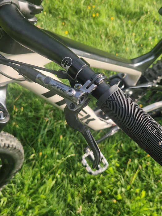 Trek Slash 9.7 rama m/l koła 29