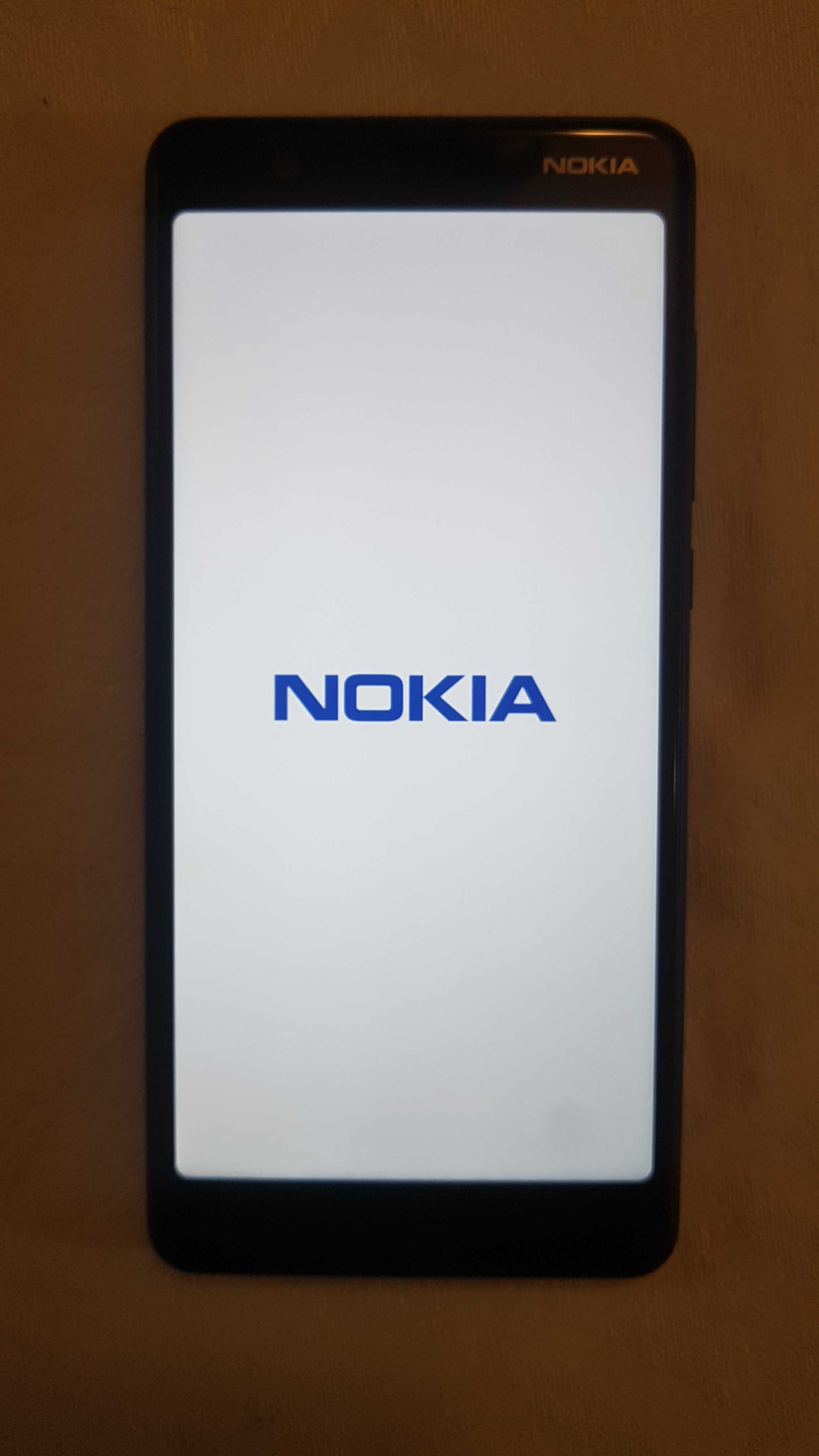 Nokia 5.1 em bom estado.