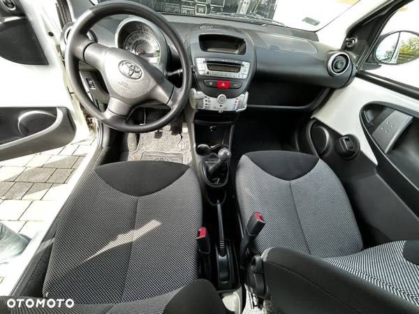 toyota aygo 2013 przebieg 45 tys