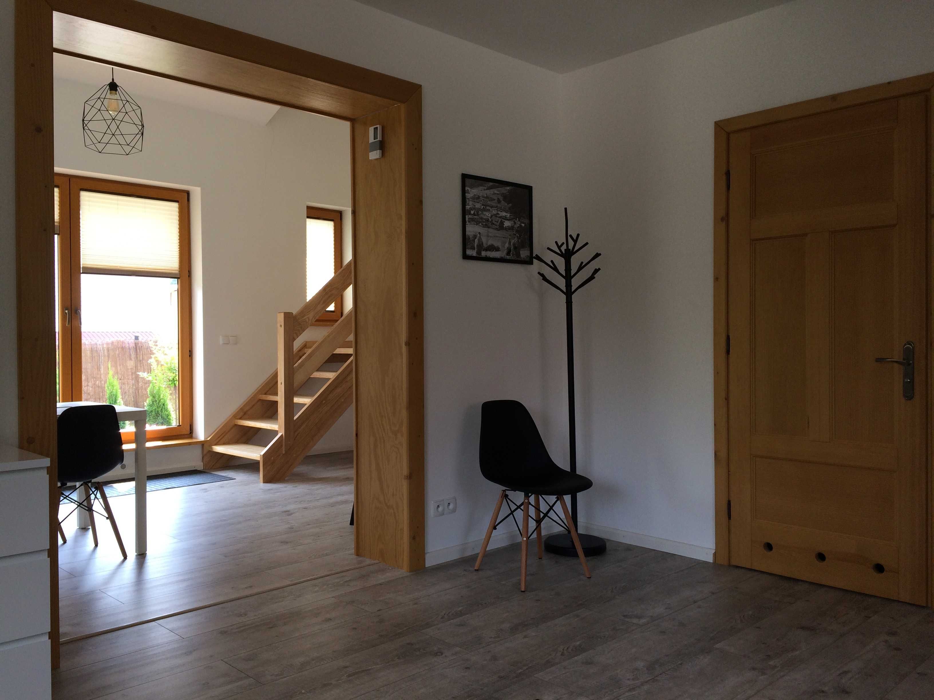 Noclegi w górach Szczyrk. Dom 16-18 os (wyłączność), Apartamenty 8-os.