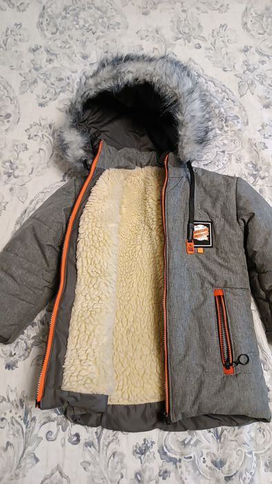 Дитяча зимова куртка