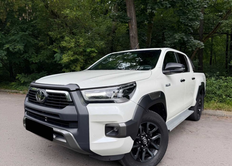 Toyota Hilux      2020