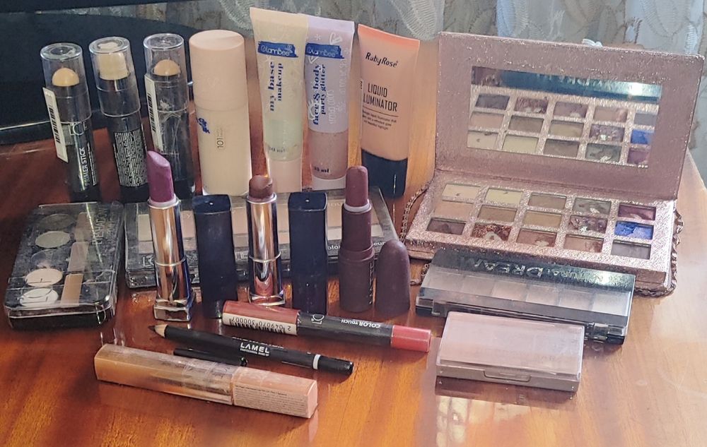 Корректоры Консилеры Тени Помады