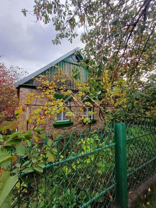 Продаж будинку в Центрально- м. районі вул. Тимошенко, поряд зупинка.