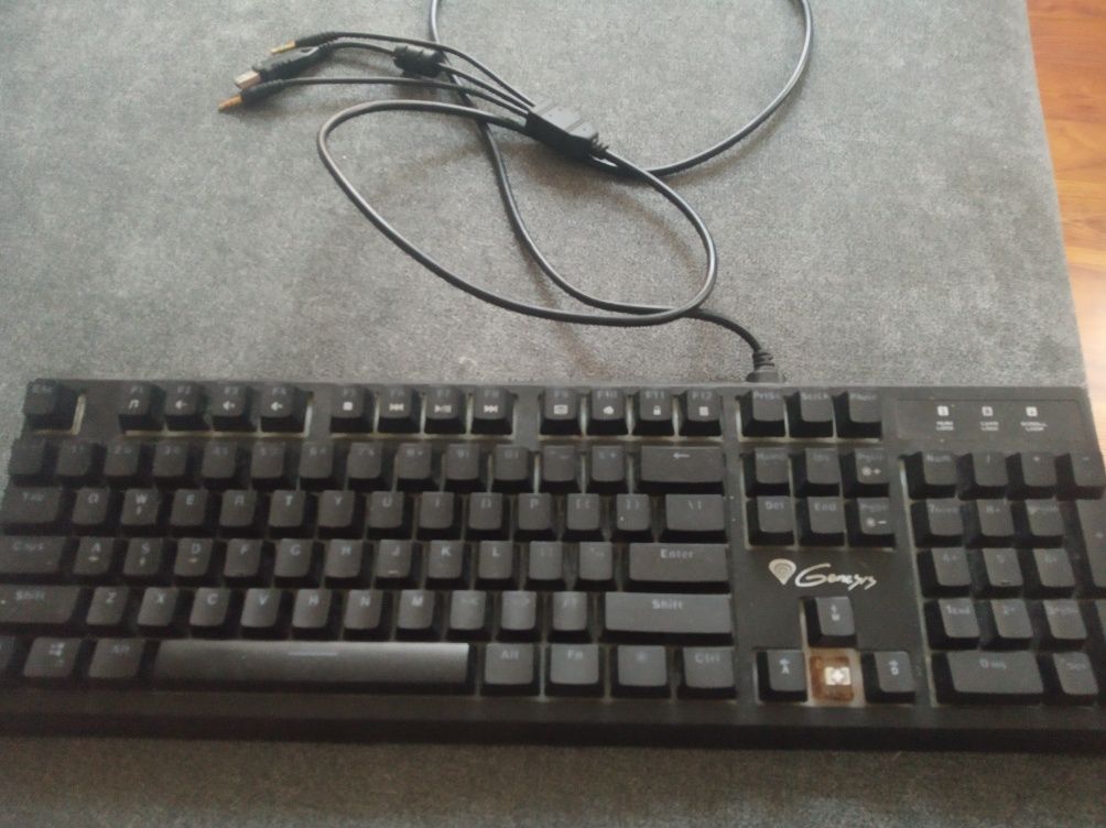 Klawiatura Gamingowa Genesis Thor 200 mechamembranowa