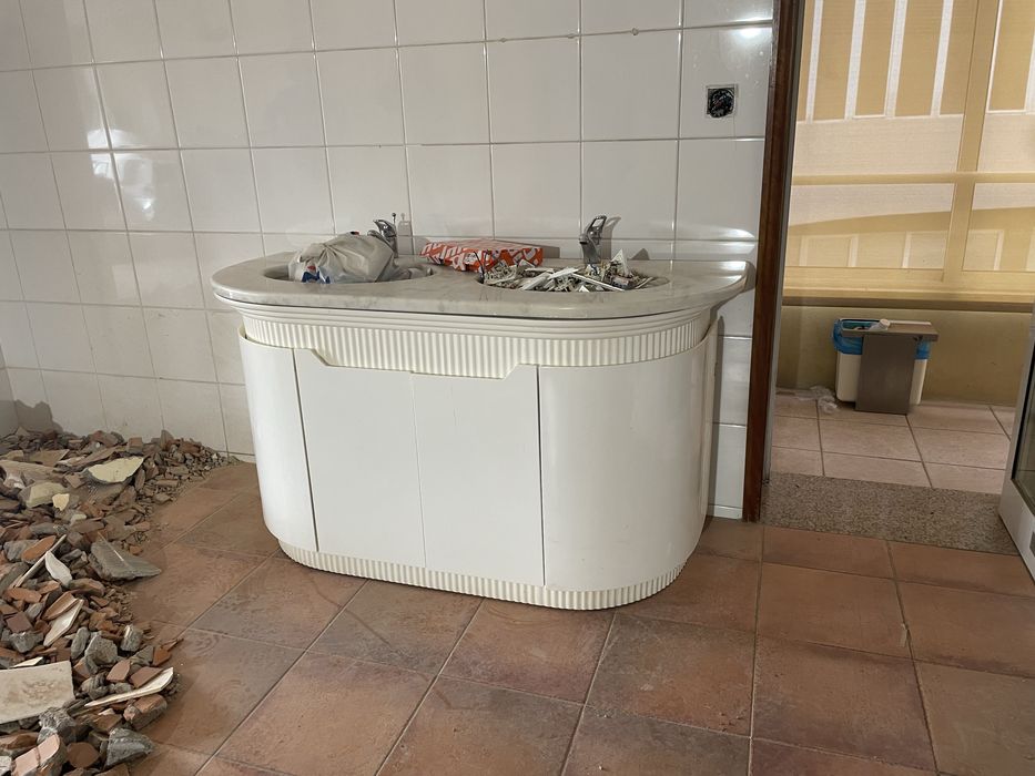 móvel wc - dois lavatórios