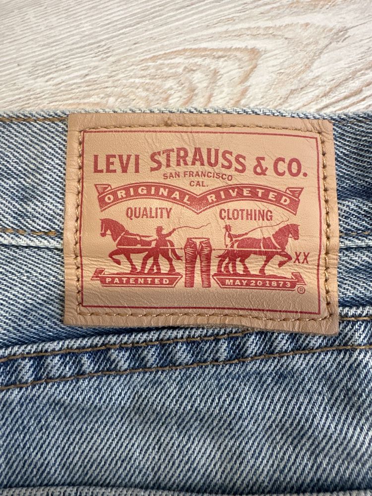 Джинсова юбка levis