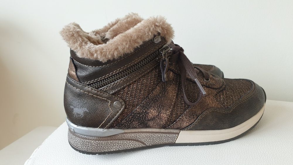 Sneakersy Mustang, botki, adidasy za kostkę, roz. 38