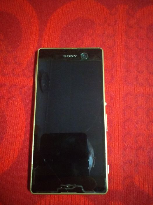 Телефон на запчастини