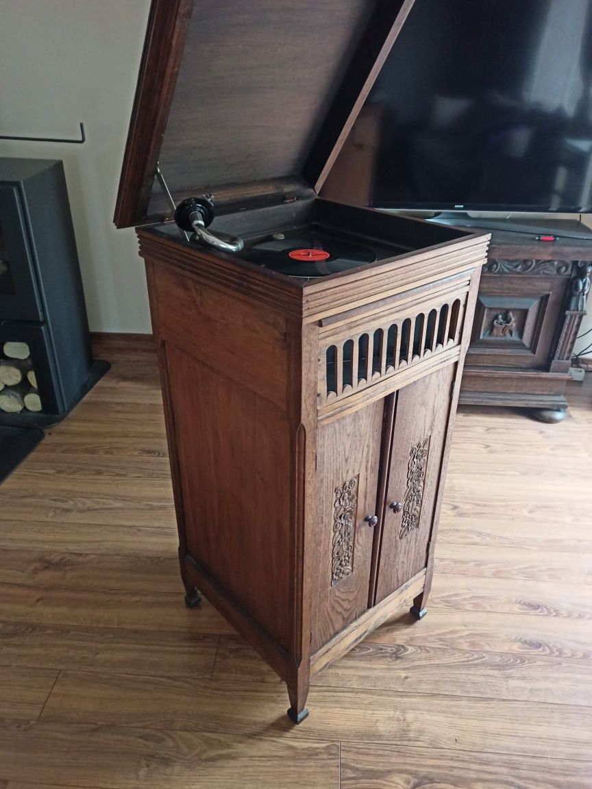 Gramofon przedwojenny antyk 1850r