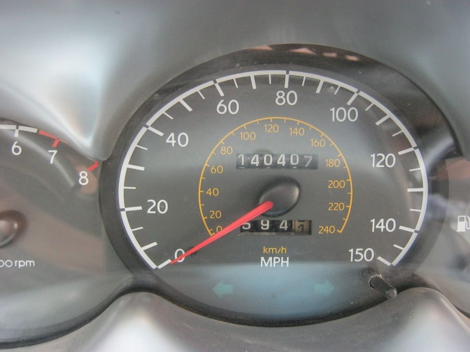 автомобиль HYUNDAI Tiburon1998 год выпуска