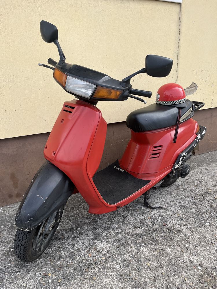 Yamaha c50 scooter