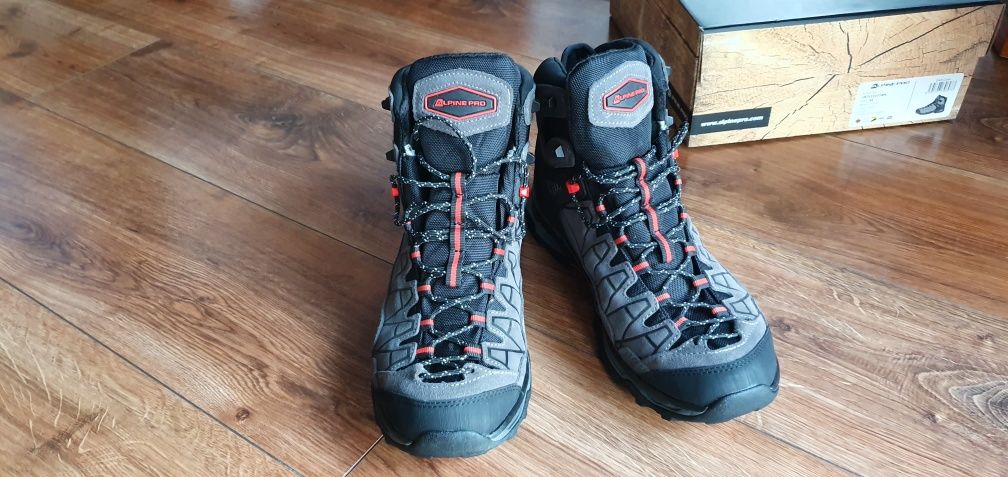 Buty  trekkingowe alpine pro  44