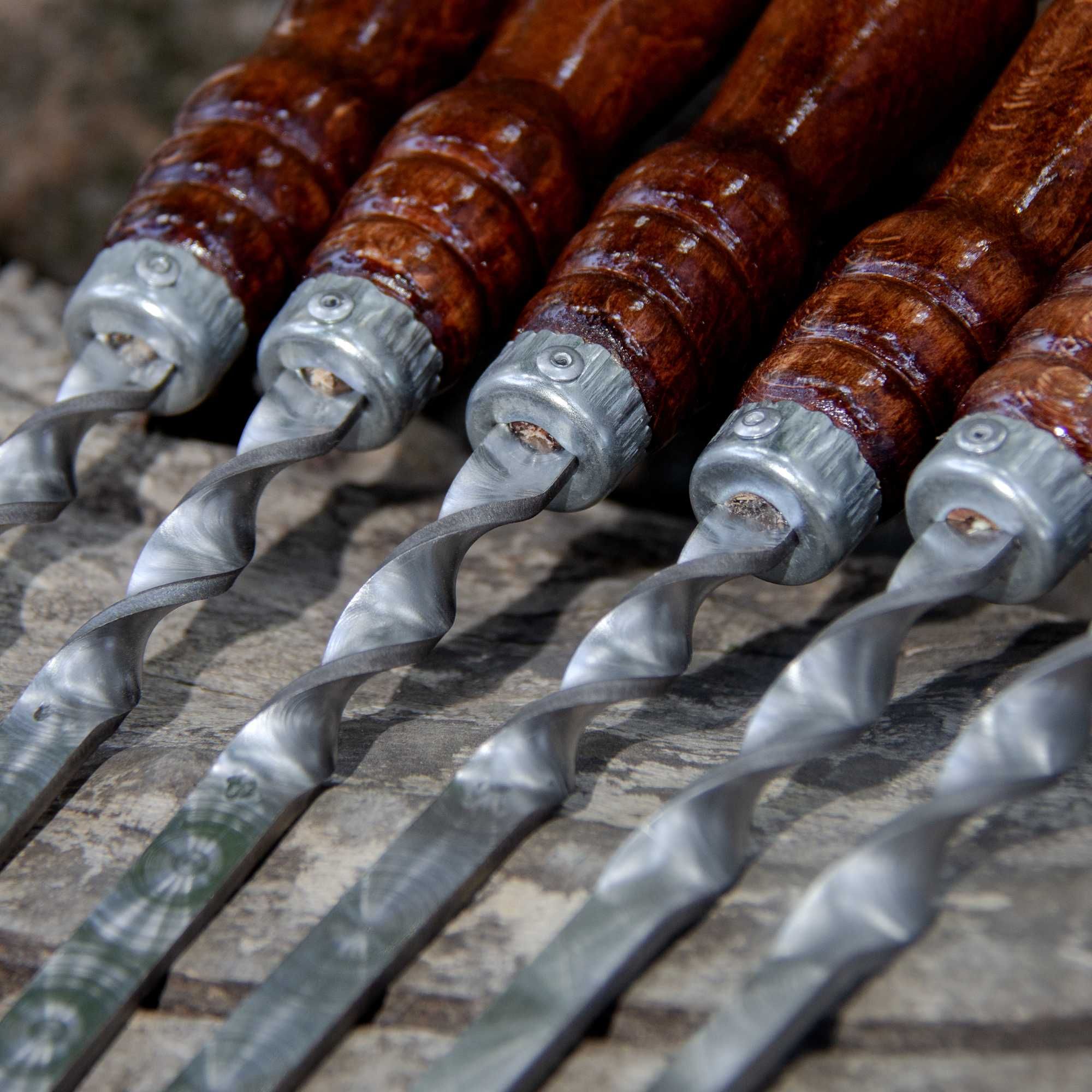 Набір шампурів з дерев'яними ручками 8 штук без чохла. Шампури.
