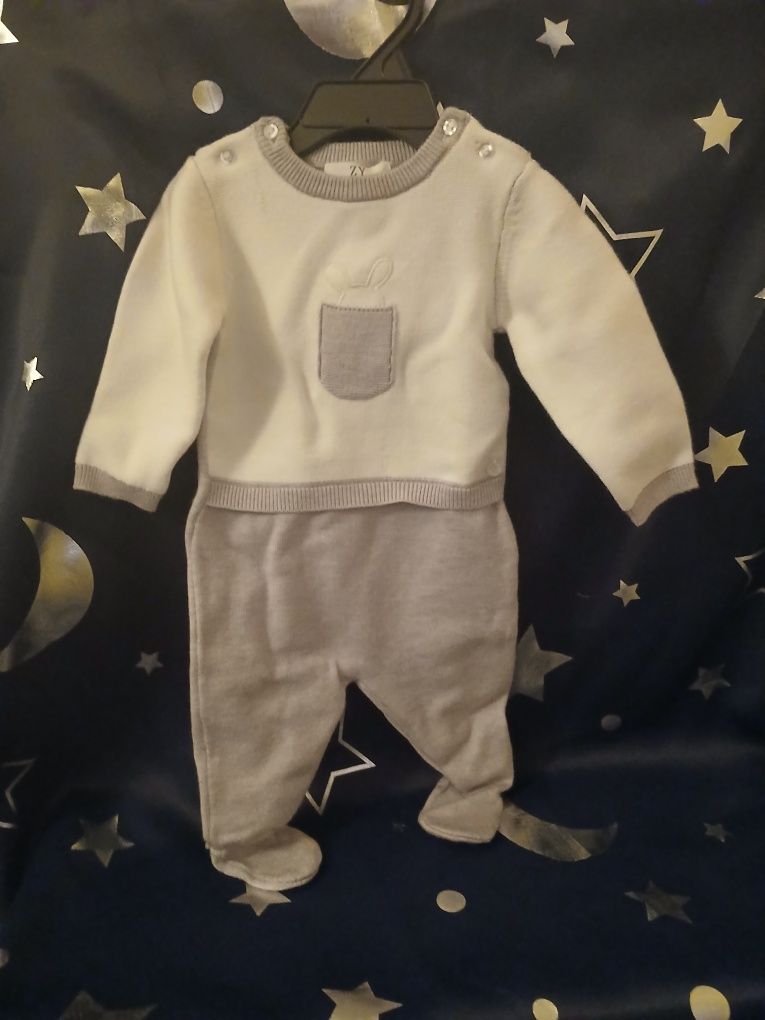 Body para bébé nunca usado da Zippy 3 a 6 meses.