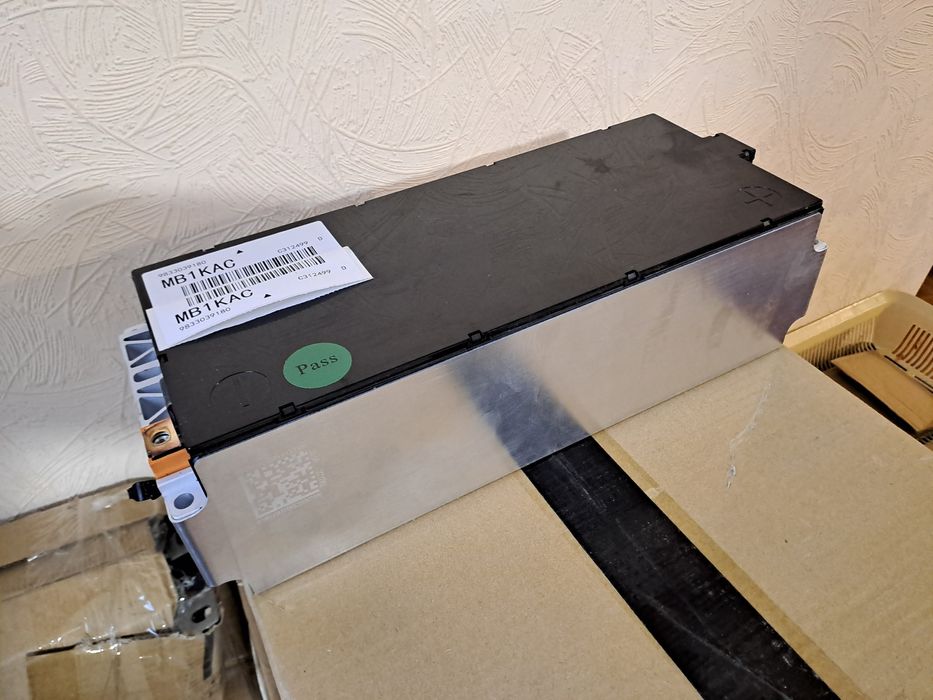 Літієва батарея, модуль.