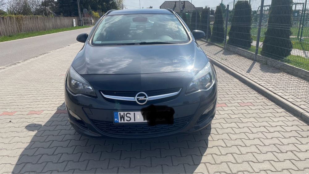 Opel Astra Sport Tourer CDTI 2014 - Krajowy