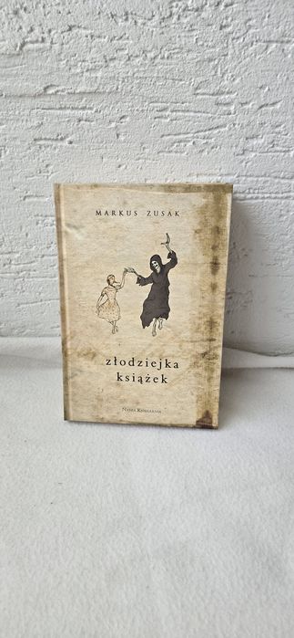 Złodziejka książek - Markus Zusak