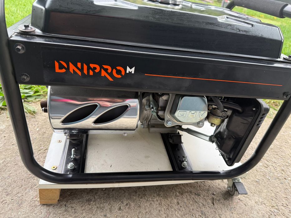 Генератор бензиновий Dnipro-M GX-30E