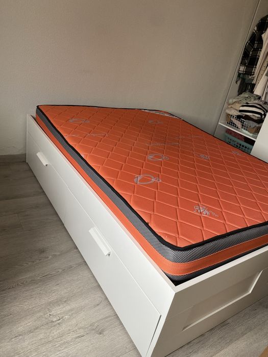 Cama BRIMNES + Colchão Incluído + Extrato