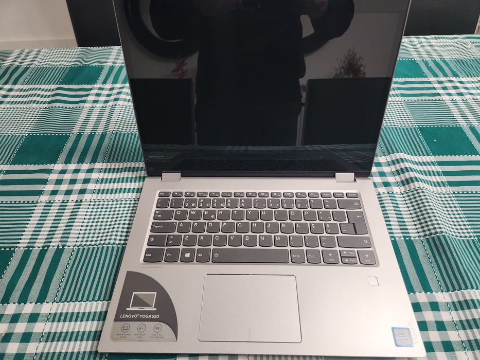 Lenovo Yoga 520 portátil