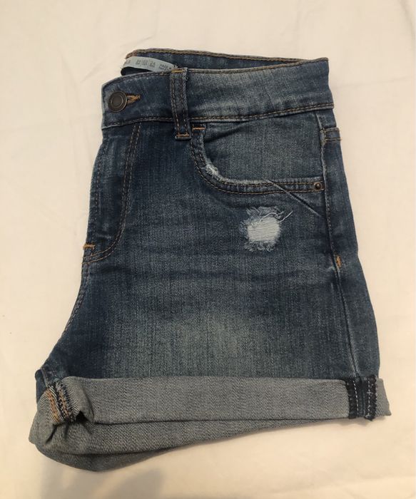 Calções Bershka e Zara (tam 34 e S)