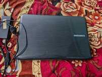 Ноутбук Samsung R523