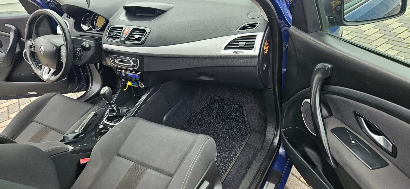 RENAULT Megane III Coupe