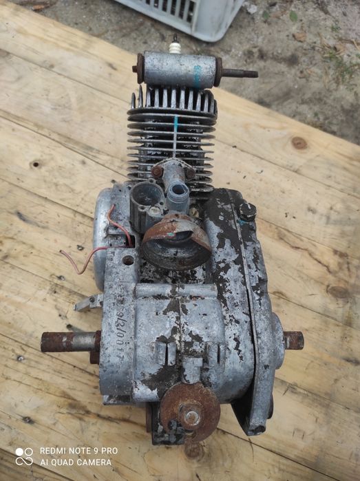 Silnik berva moped węgierski komar PRL 15.334