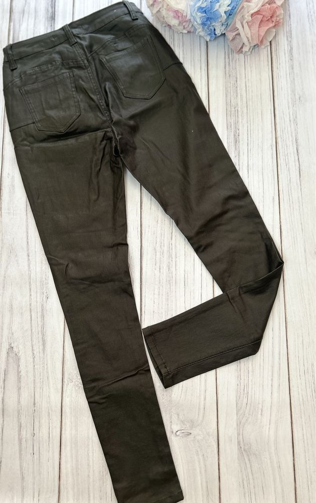 Spodnie Damskie  woskowane slim S