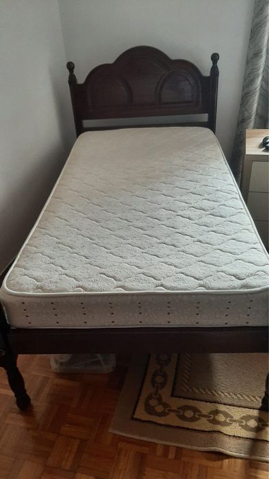 Cama de solteiro + colchão