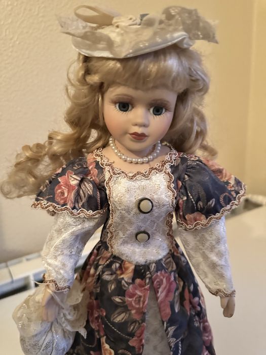 Boneca Porcelana Colecao