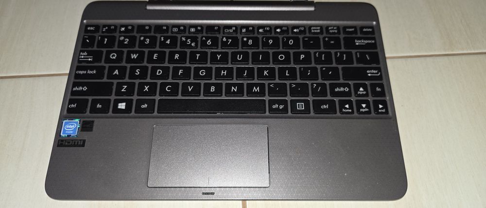 Asus t101HA odpinany dotykowy ekran 2w1 tablet netbook, jedyny wind 11