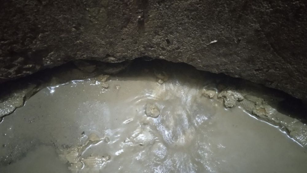 Чистка криниць колодязів колодців копка каналізацій