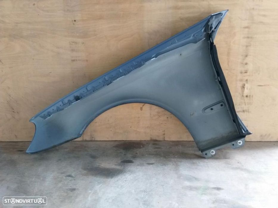 Guarda lamas direito mercedes W211 E220 E270 E320 ORIGINAL ALUMINIO