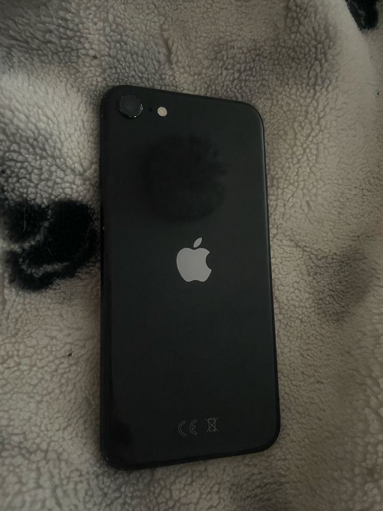 iPhone SE (2020)