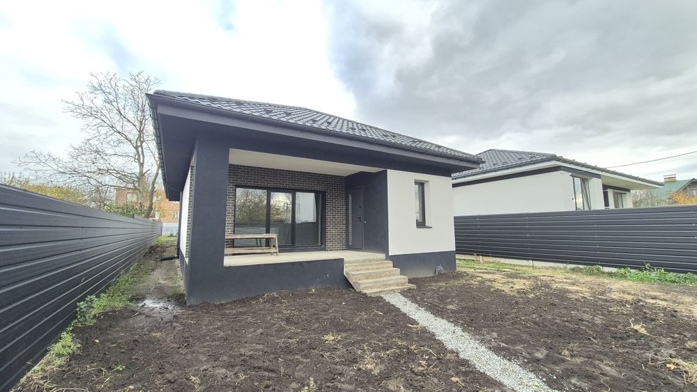 )( Продаж новобудови на 5 сотках землі