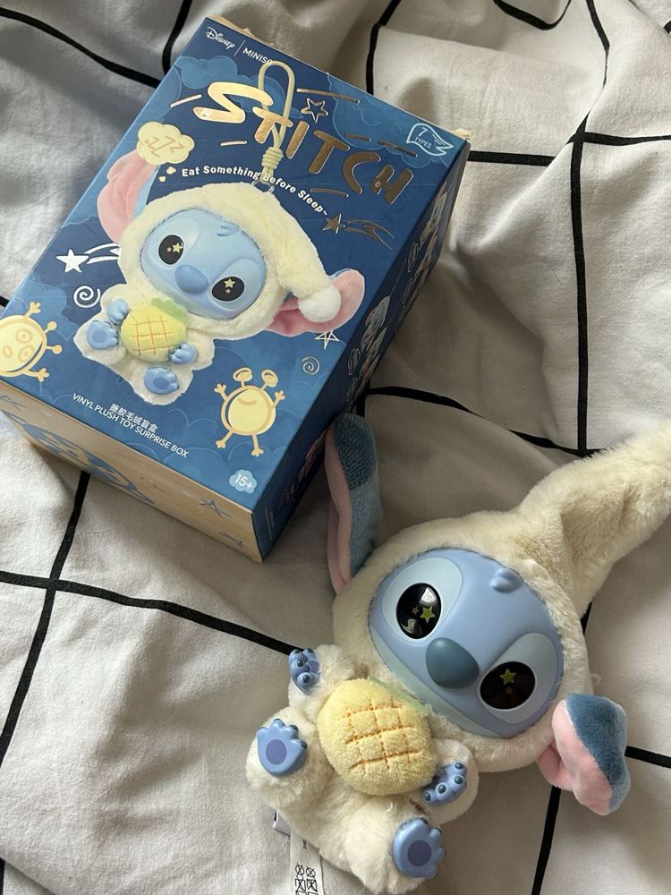 Стіч Серія Stitch eat some thing before sleep