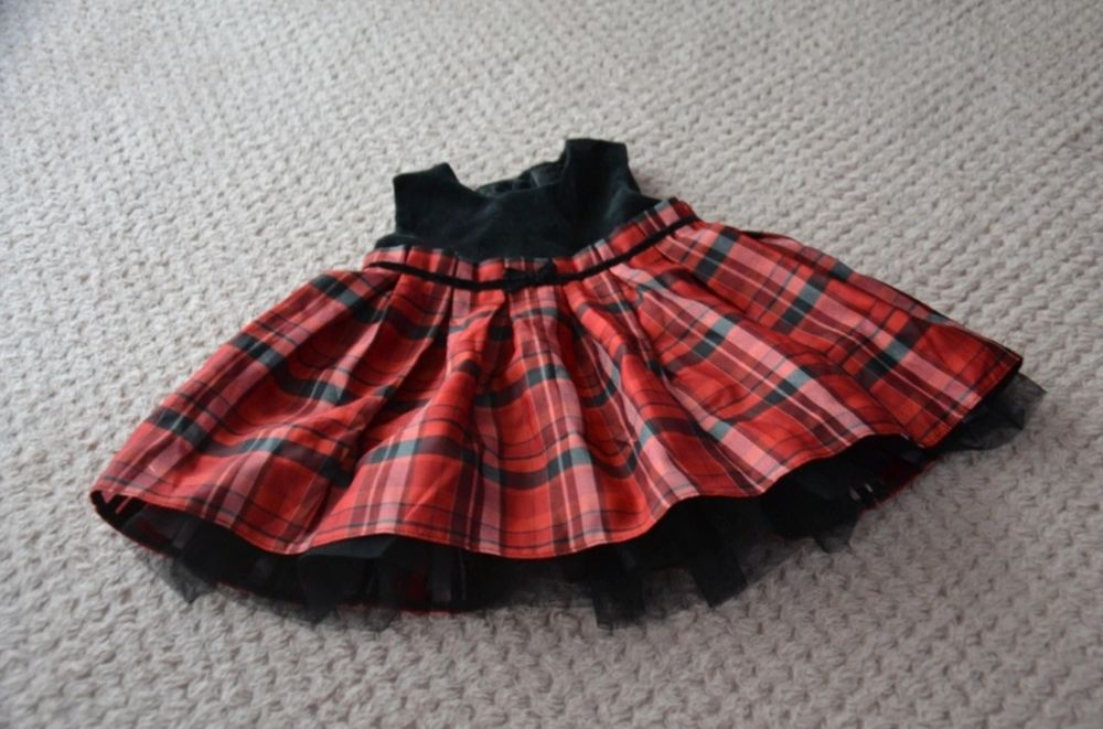 Śliczna sukienka George