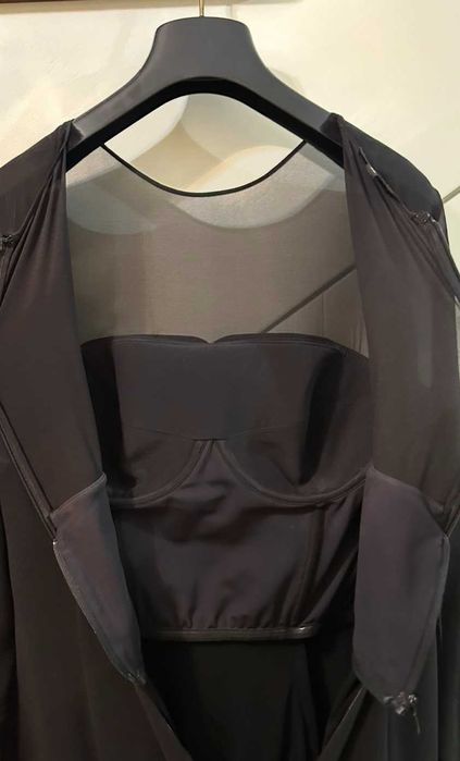 Вечірня сукня Escada, Німеччина