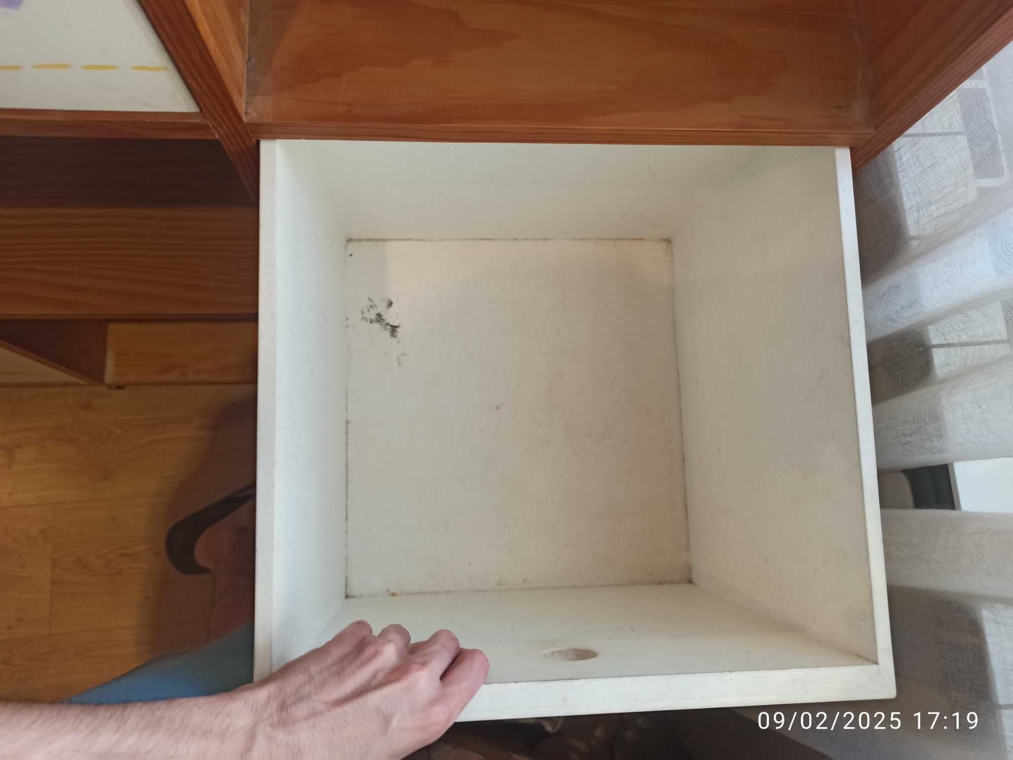 Móvel para quarto de dormir ou sala de estar