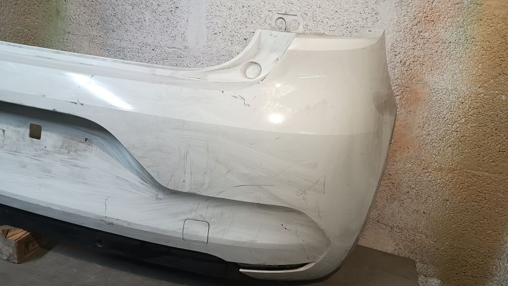 Vendo parachoque de trás Renault Clio 5 ano 2019/23